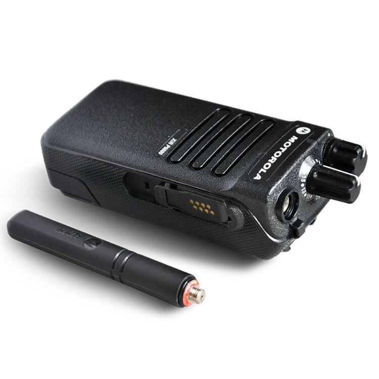 摩托羅拉Xir P6600數(shù)字對講機