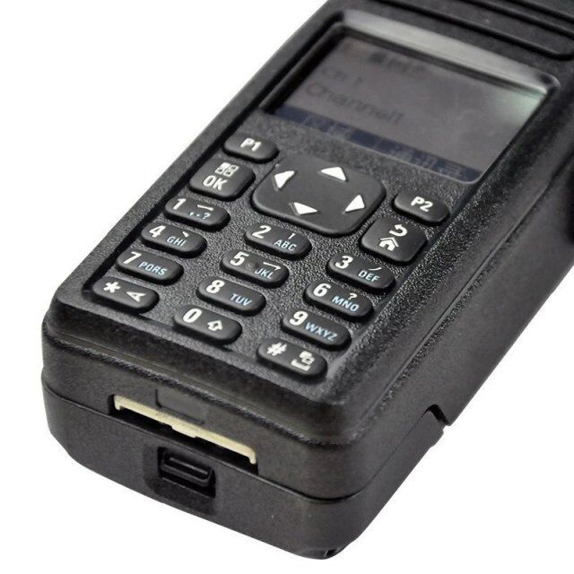摩托羅拉Xir P8668i數(shù)字集群對(duì)講機(jī)